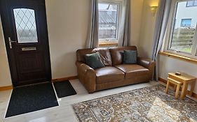 Kings Reach - Crinan Cottage